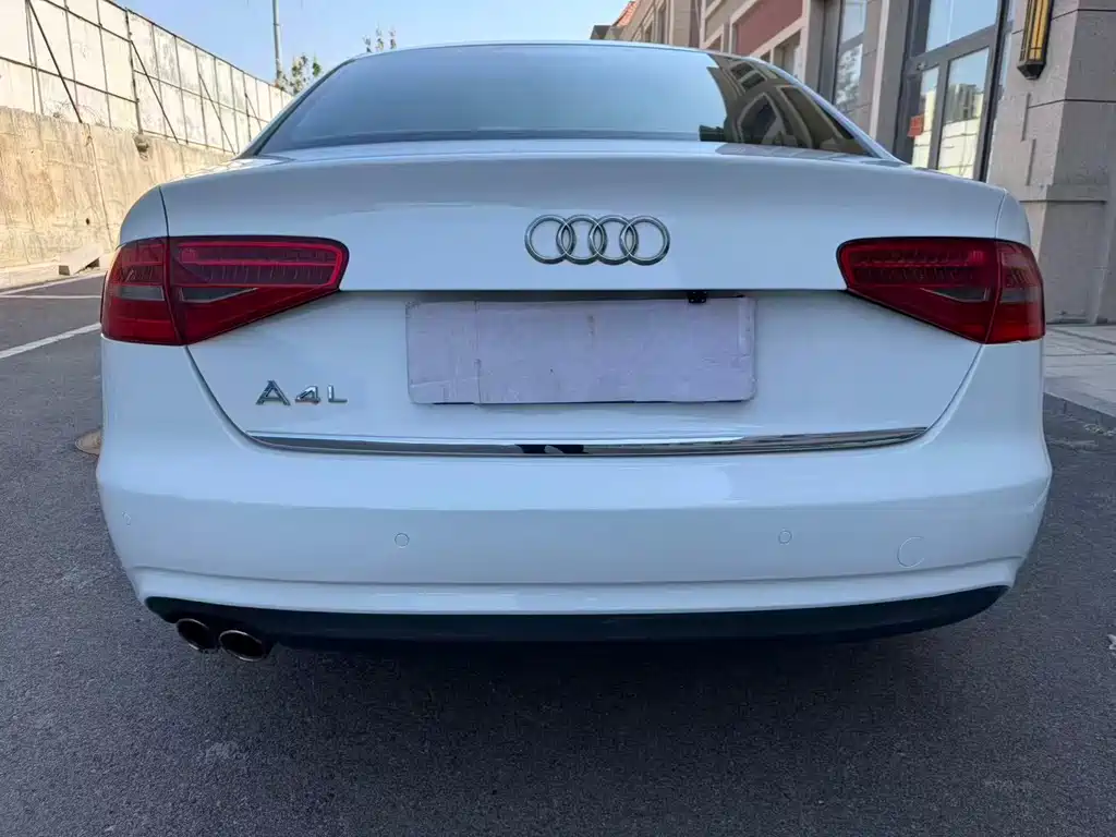 Audi A4L 2016 — фото 13