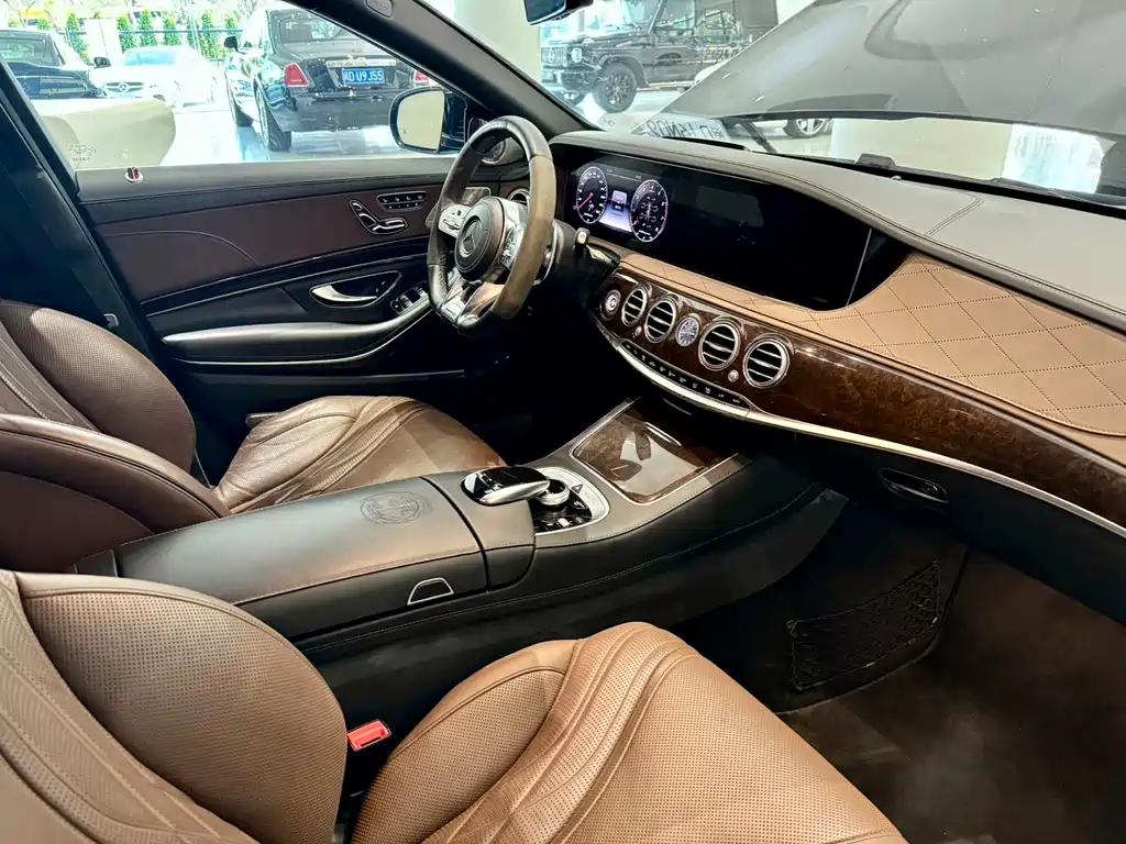 Mercedes-Benz S-Class AMG 2018 — фото 7