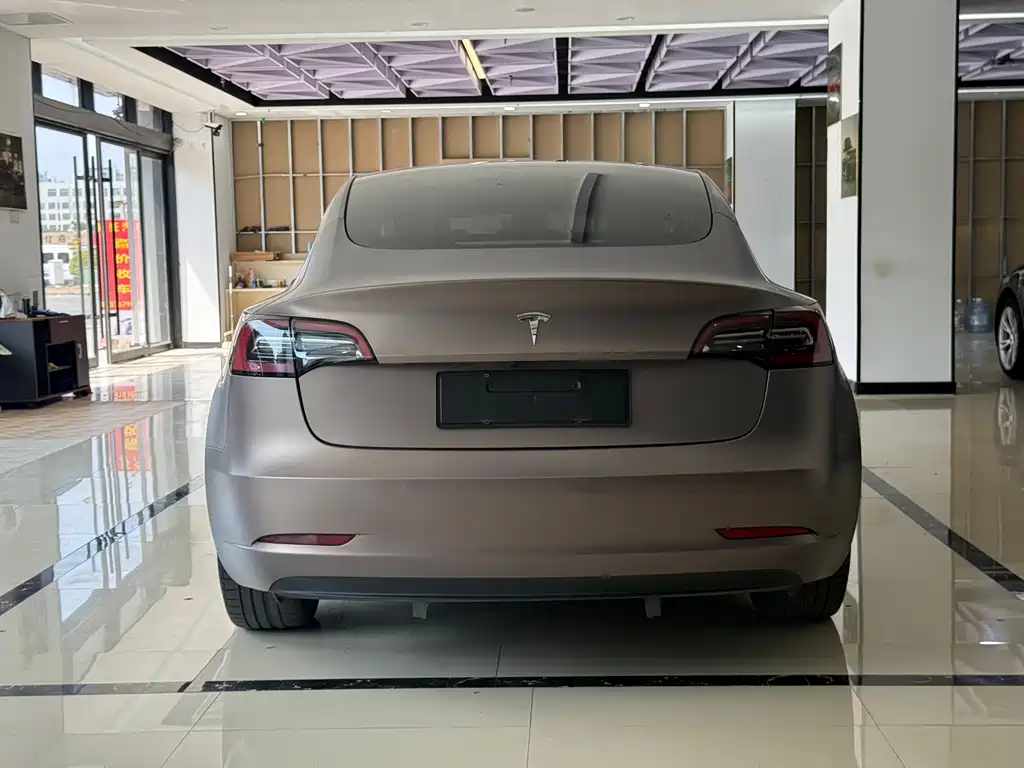 Tesla Model 3 2022 — фото 4