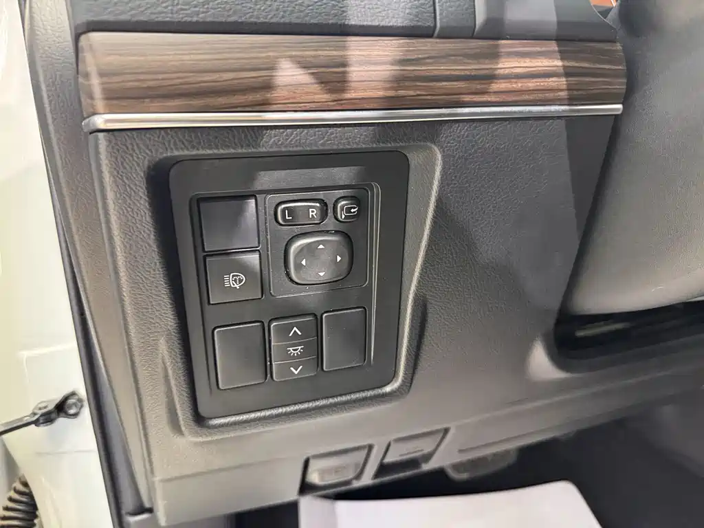 Toyota Prado 2018 — фото 10