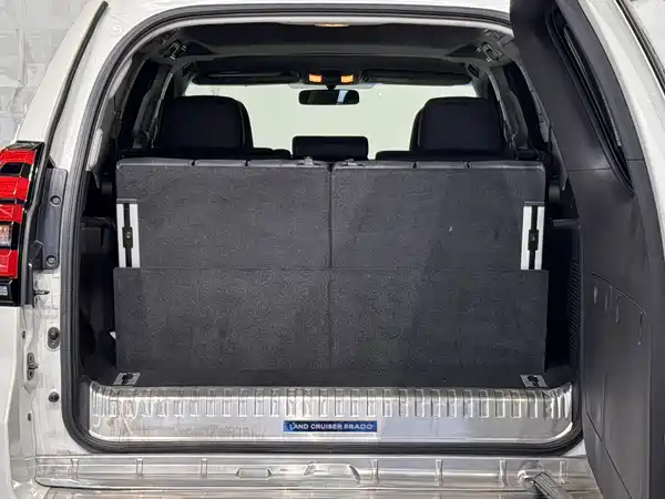 Toyota Prado 2018