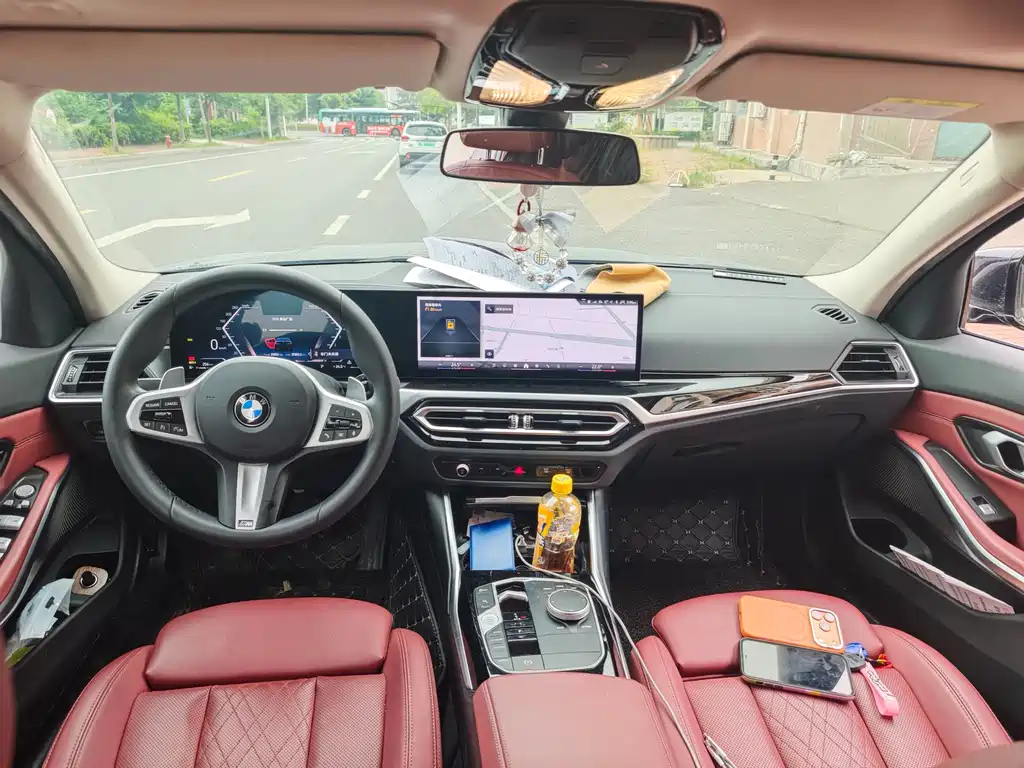 BMW 3 Series 2024