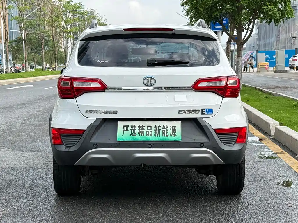 BAIC New Energy EX 2018 — фото 17