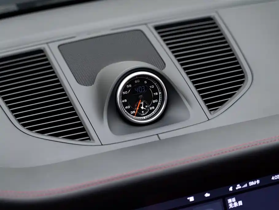Porsche Macan 2022 — фото 18