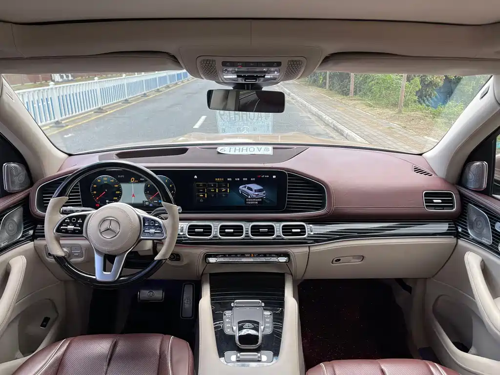 Mercedes-Benz GLS 2023 — фото 16