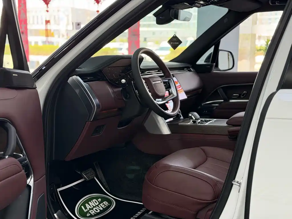 Land Rover Range Rover 2023 — фото 10