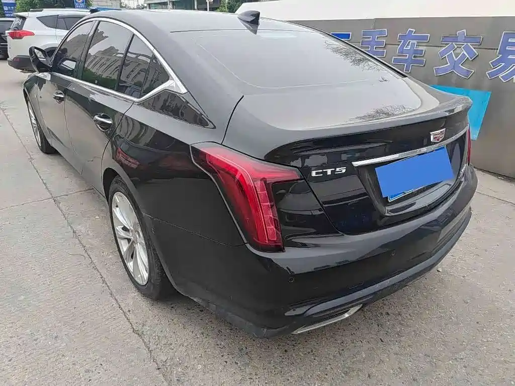 Cadillac CT5 2022 — фото 14