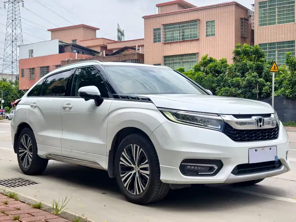 Honda Avancier 2017 — фото 3