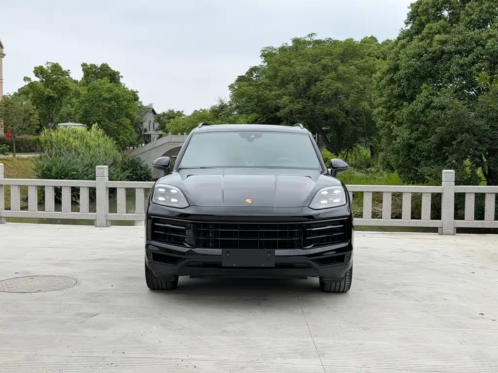 Porsche Cayenne 2024
