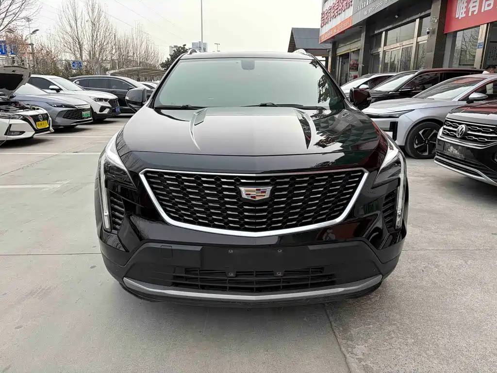 Cadillac XT4 2021 — фото 2