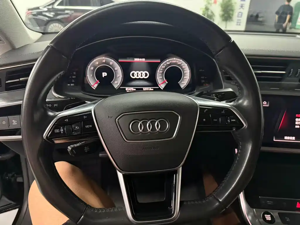 Audi A7 2021 — фото 15