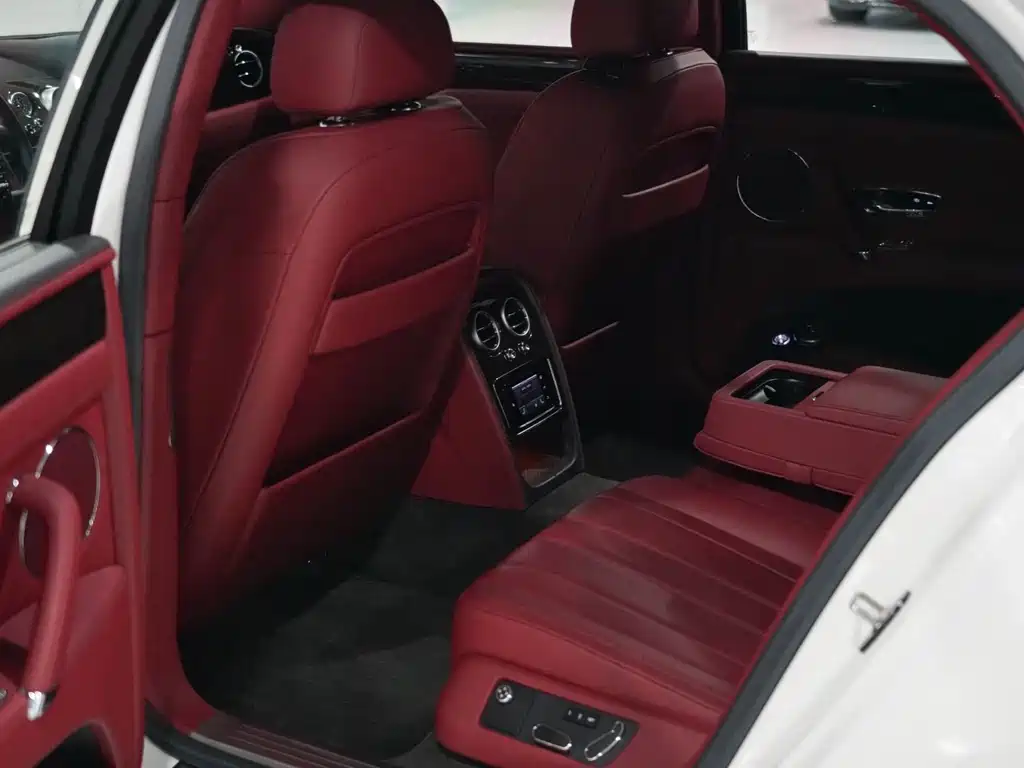 Bentley Flying Spur 2014 — фото 22
