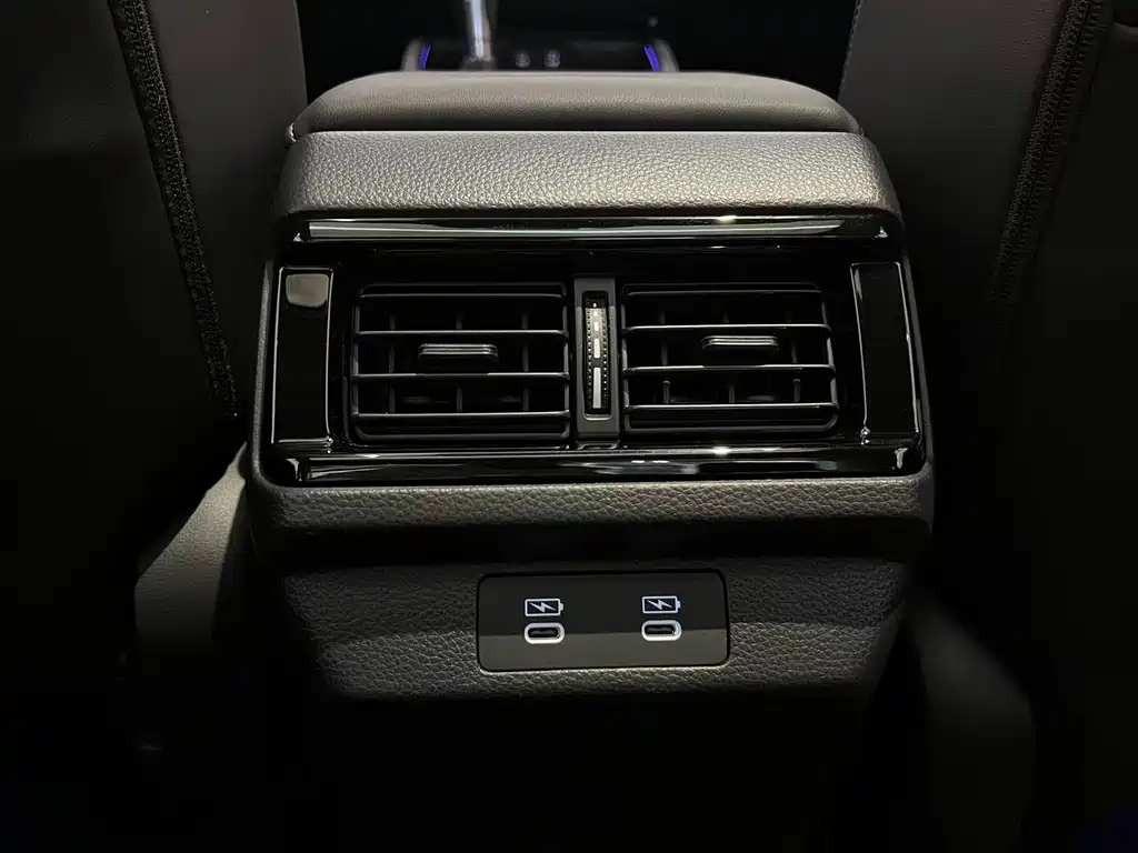 Honda Accord 2023 — фото 15