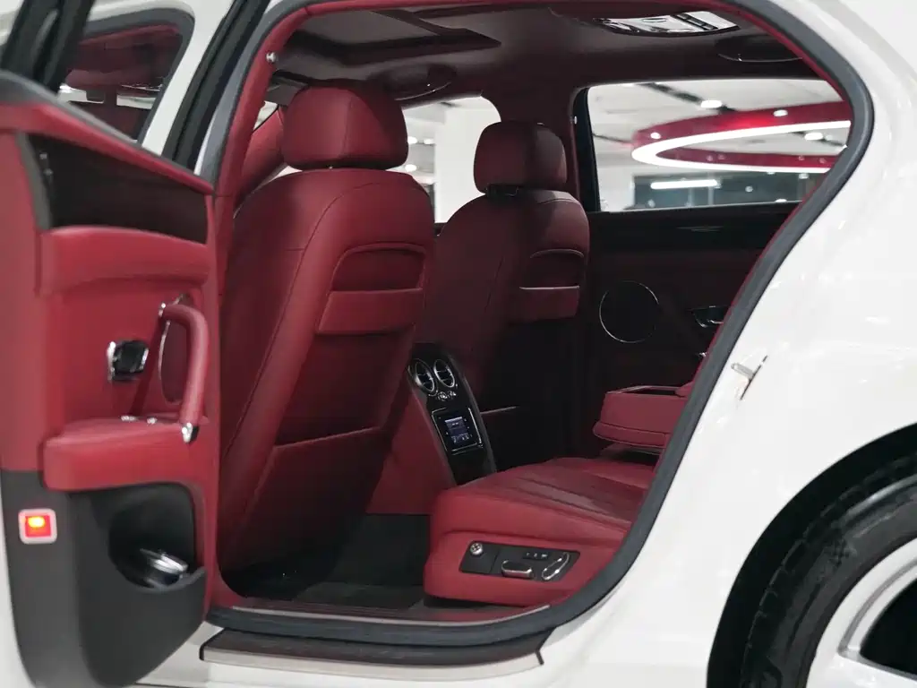 Bentley Flying Spur 2014 — фото 21