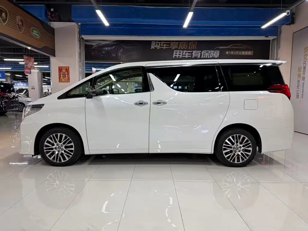 Toyota Alphard 2017 — фото 4