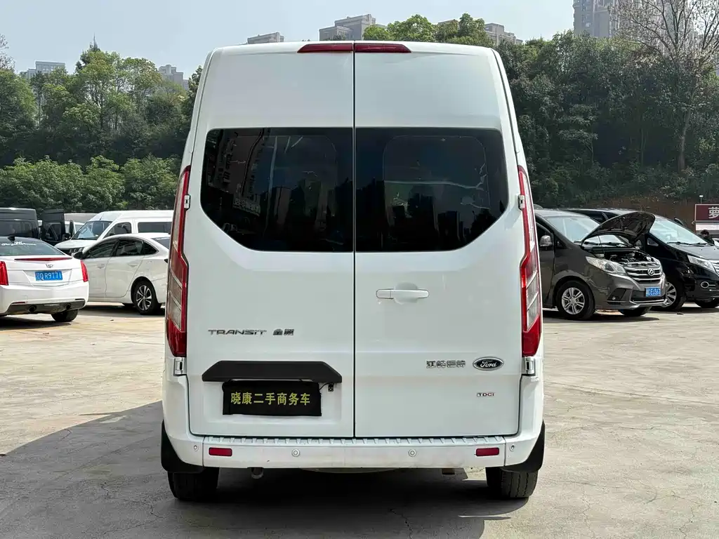 Ford Transit 2021 — фото 13