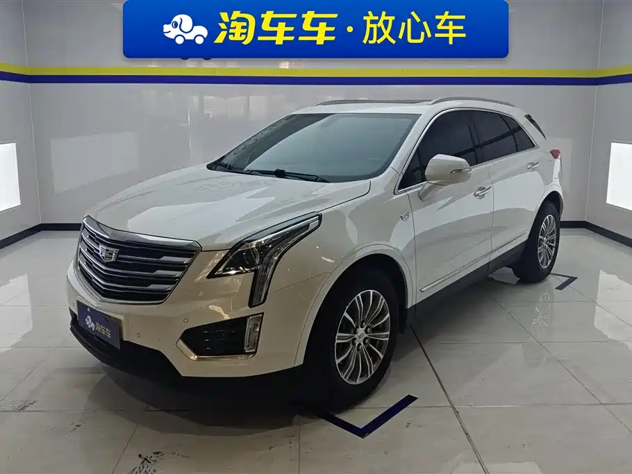 Cadillac XT5 2018 — фото 1