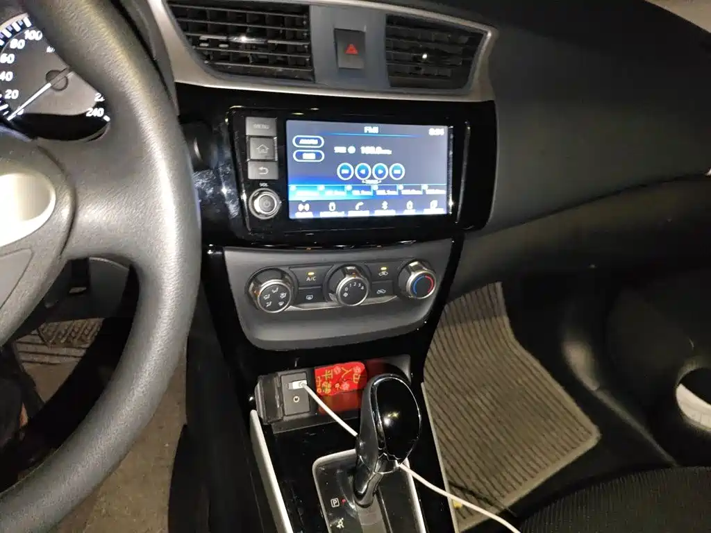 Nissan Sylphy 2017 — фото 10