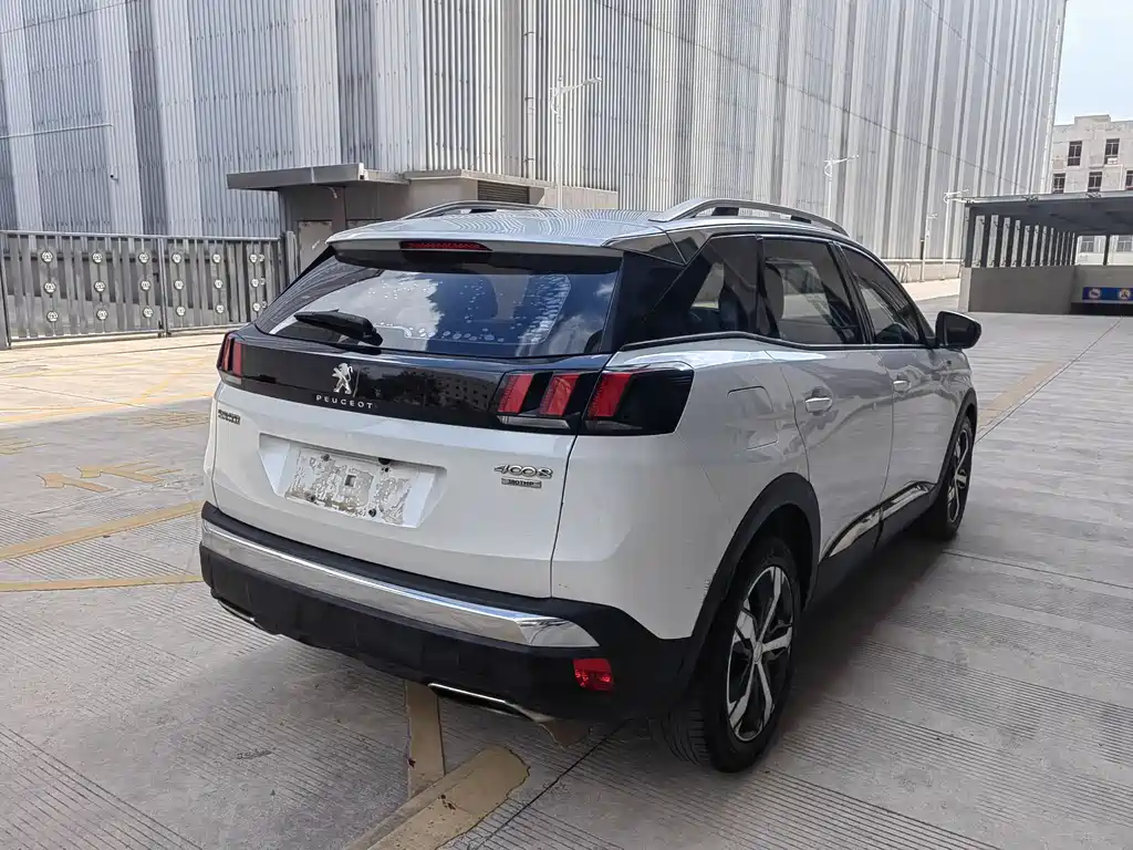 Peugeot 4008 2017 — фото 11