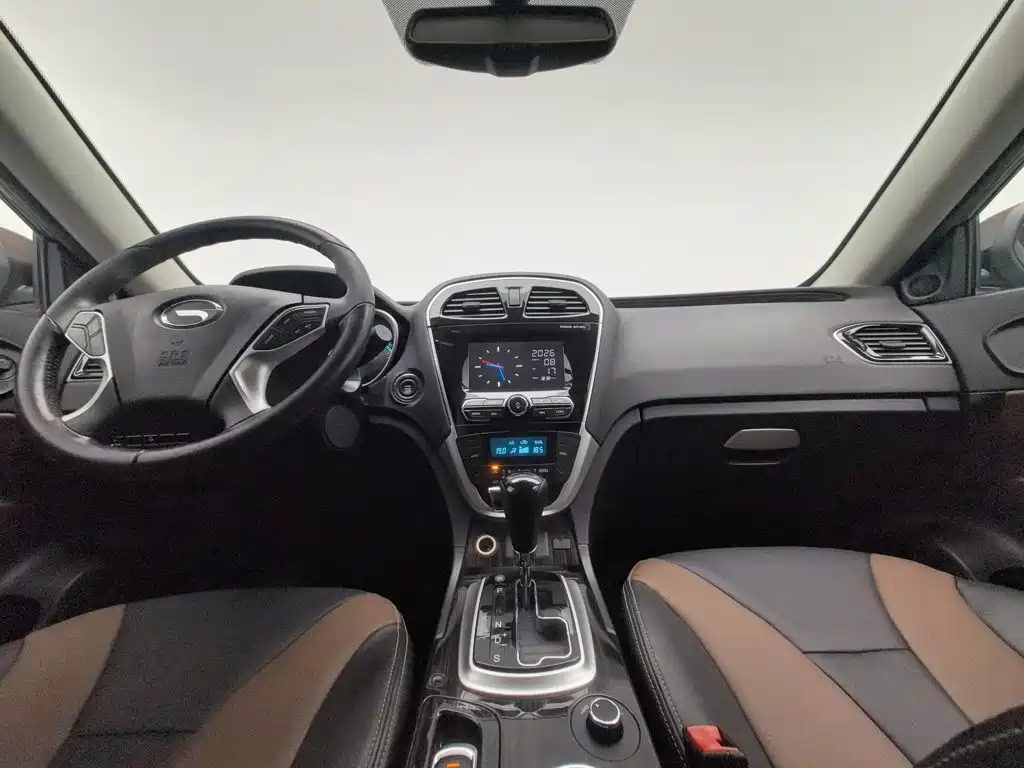 GAC Trumpchi GS5 Super 2015 — фото 5