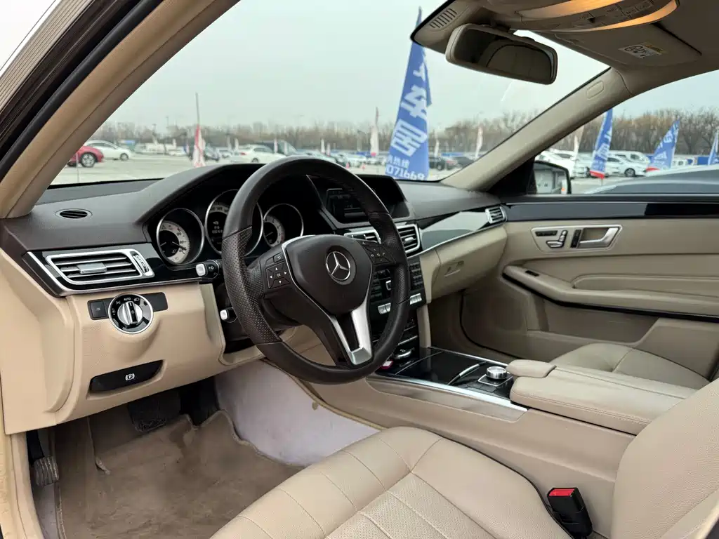 Mercedes-Benz E-Class 2015 — фото 8
