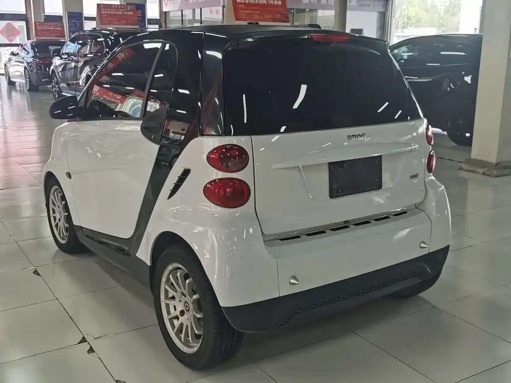 smart Fortwo 2014 — фото 4