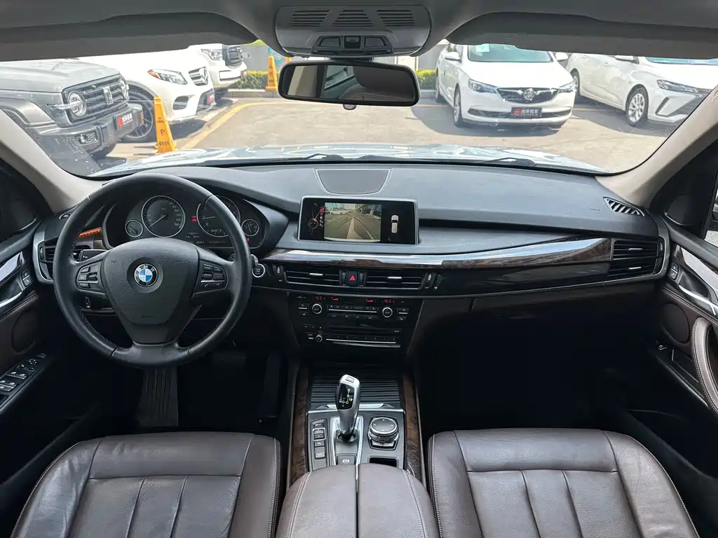 BMW X5 2015 — фото 16