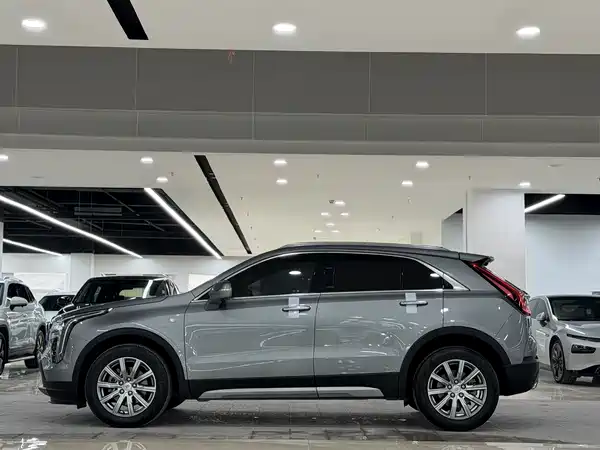 Cadillac XT4 2023