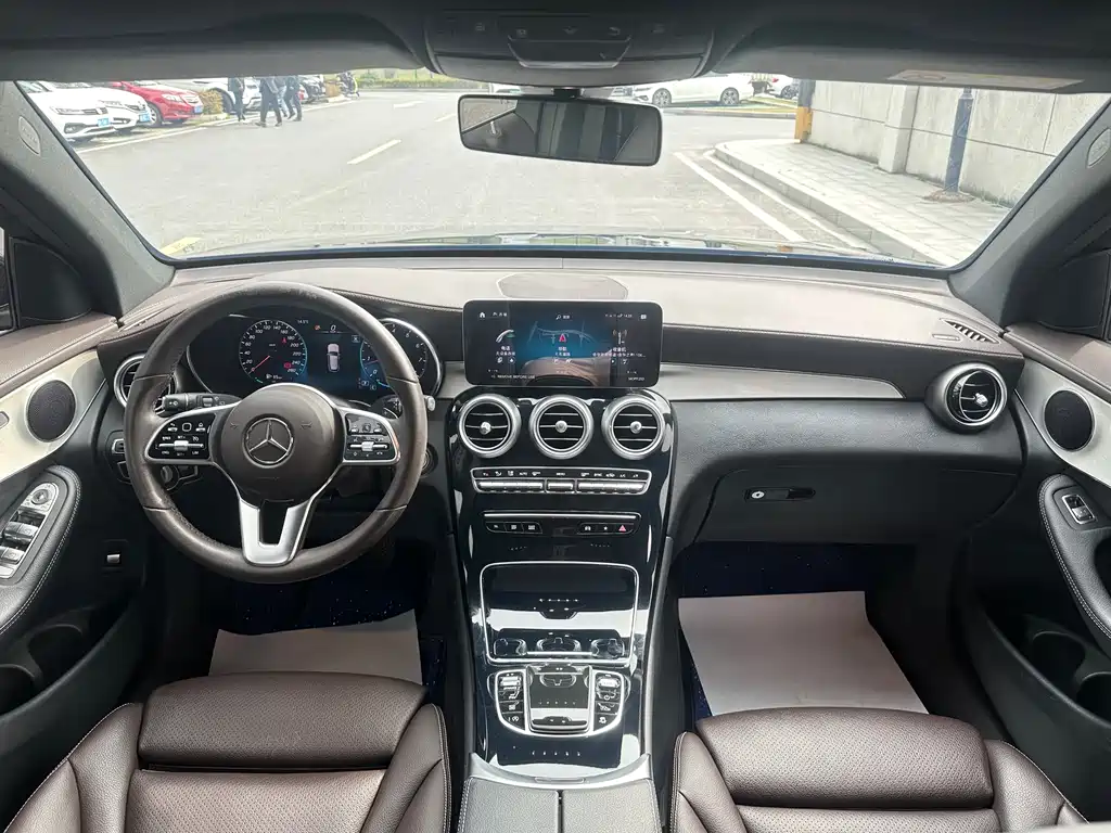 Mercedes-Benz GLC 2022 — фото 12