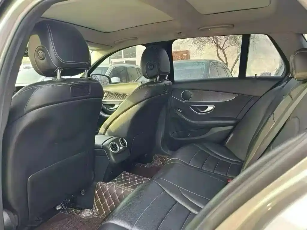 Mercedes-Benz C-Class 2019