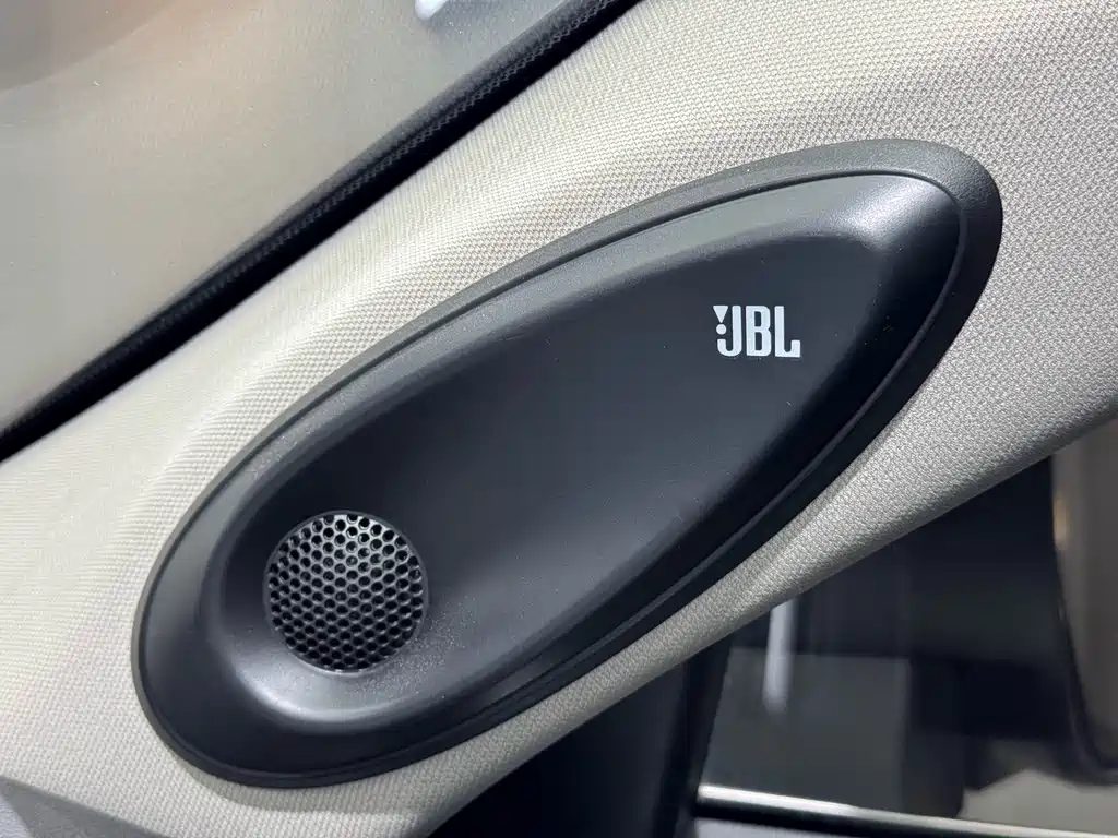 Toyota Highlander 2022 — фото 13