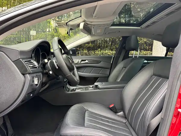 Mercedes-Benz CLS 2015