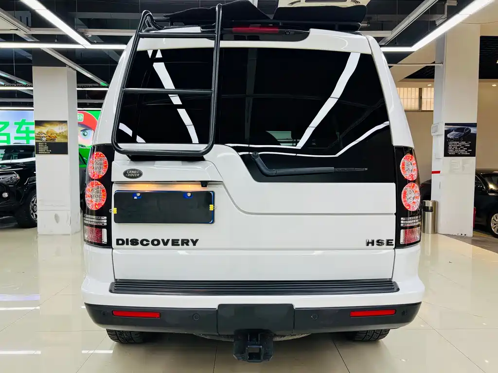 Land Rover Discovery 2016 — фото 20