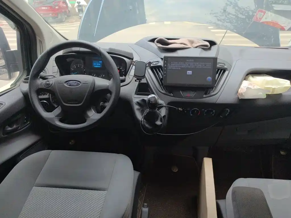 Ford Transit 2021