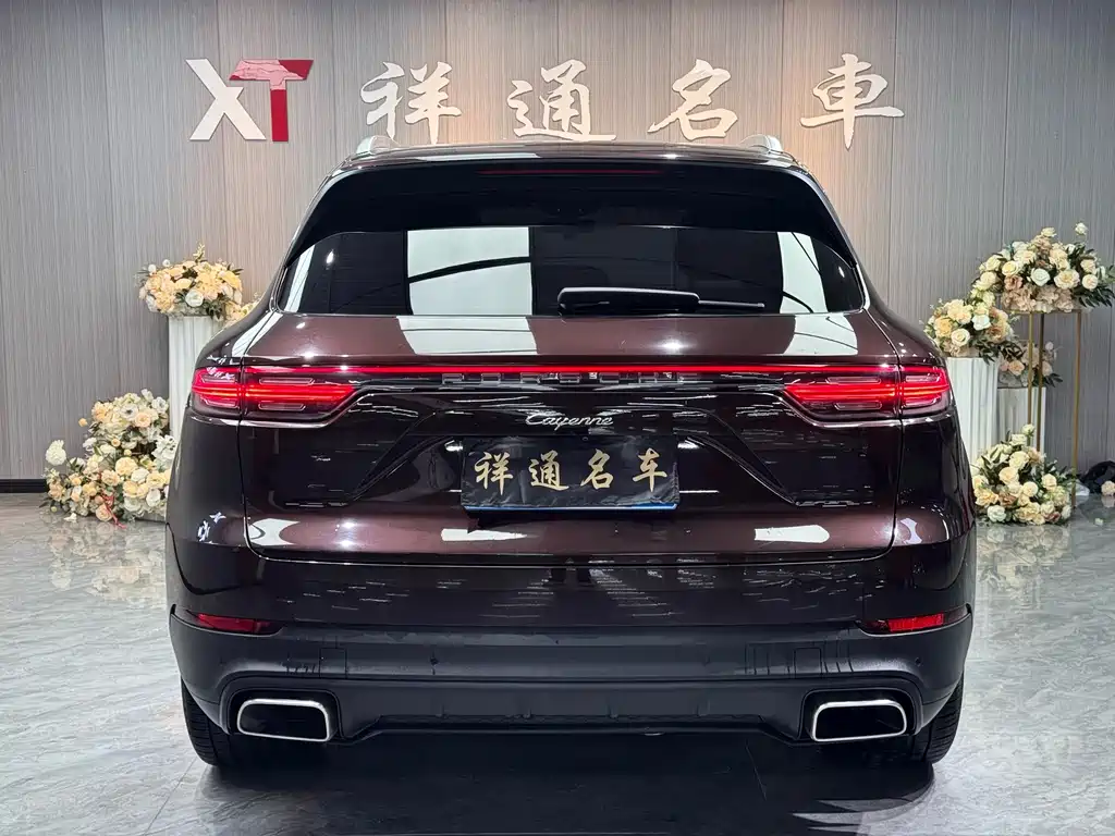 Porsche Cayenne 2018 — фото 20