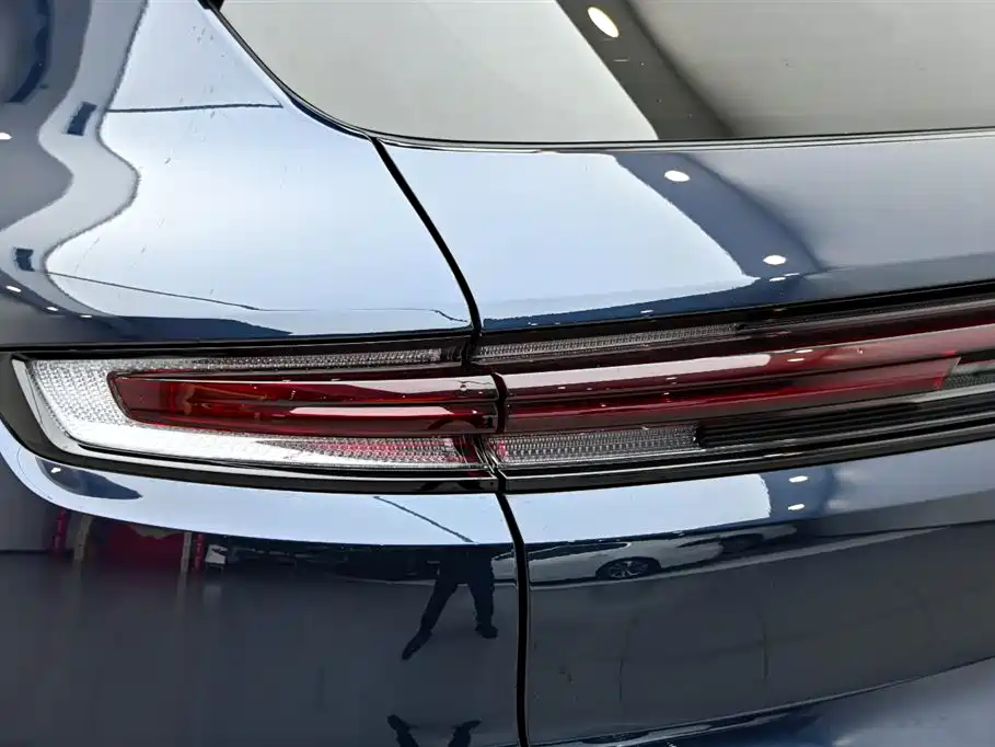 Porsche Cayenne New Energy 2024 — фото 10