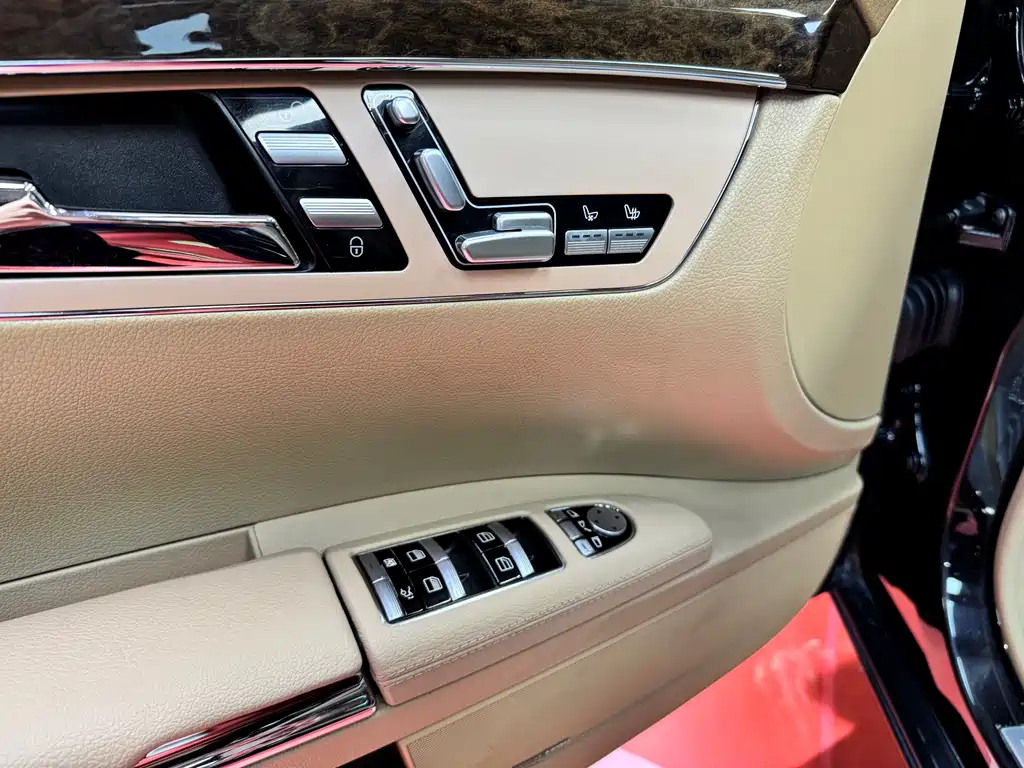 Mercedes-Benz S-Class 2011 — фото 19