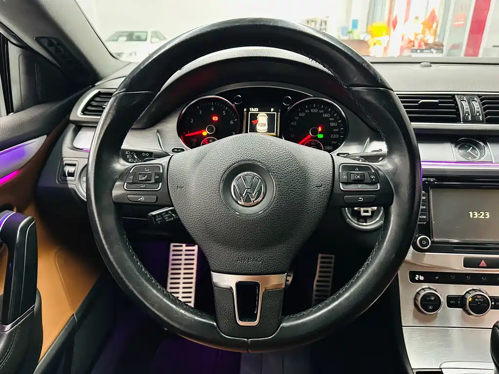 Volkswagen CC 2015 — фото 14