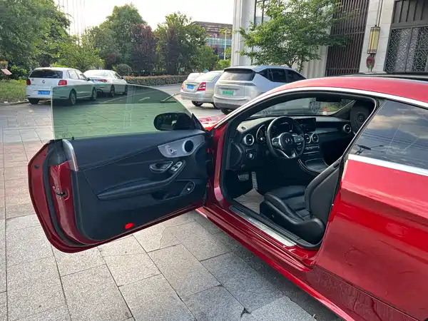 Mercedes-Benz C-Class 2019