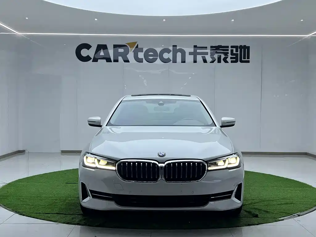 BMW 5 Series 2022