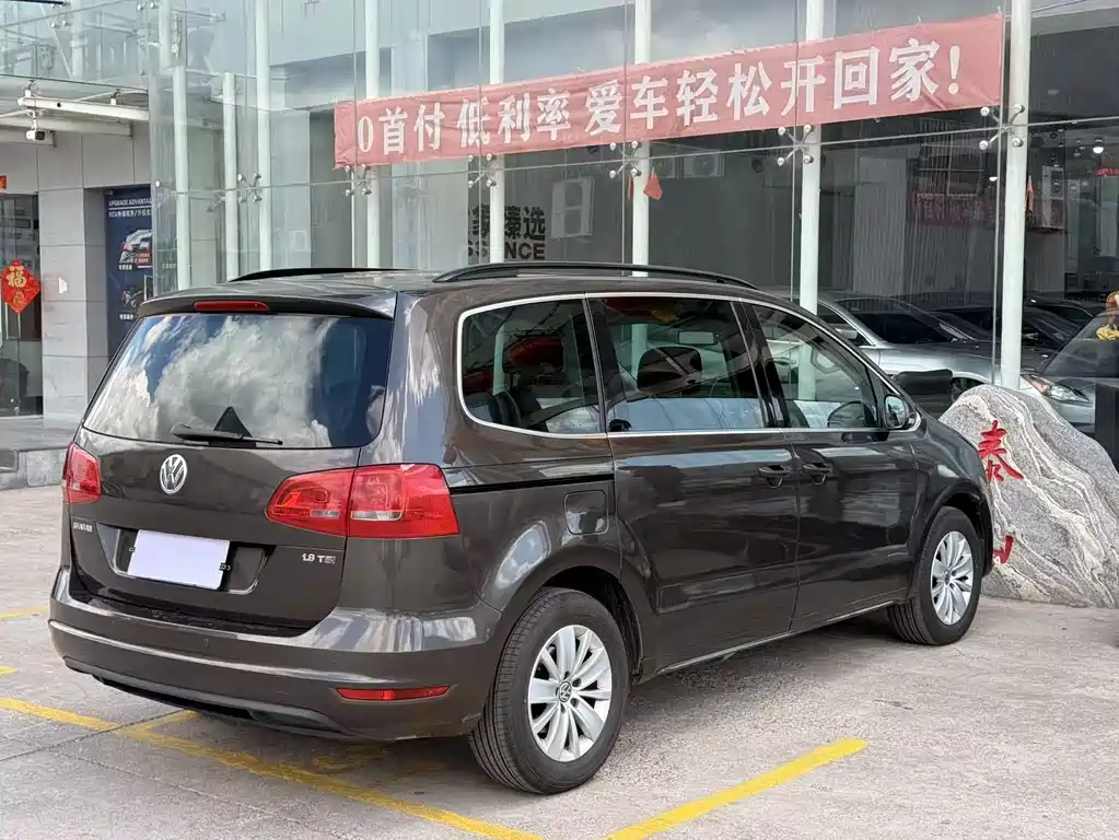 Volkswagen Sharan 2016 — фото 10