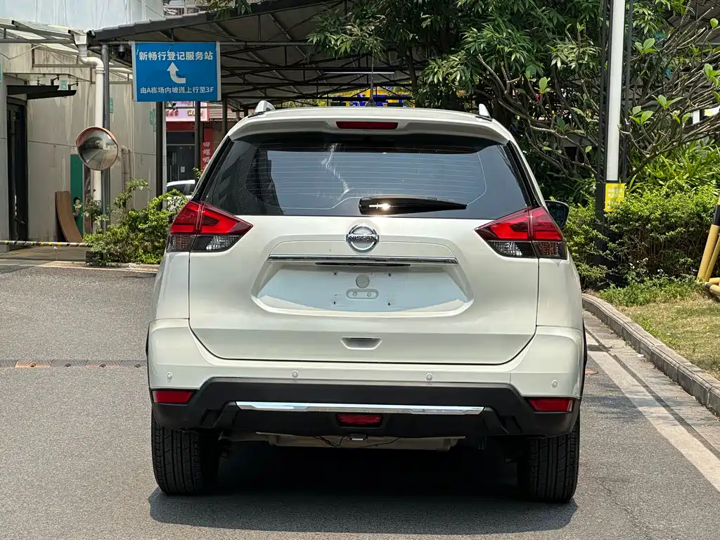 Nissan X-Trail 2018 — фото 16