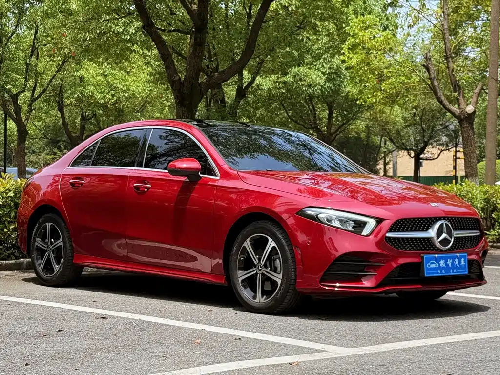 Mercedes-Benz A-Class 2023 — фото 3