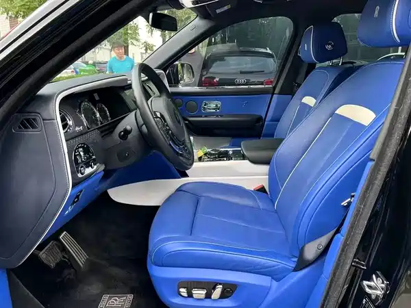 Rolls-Royce Cullinan 2020