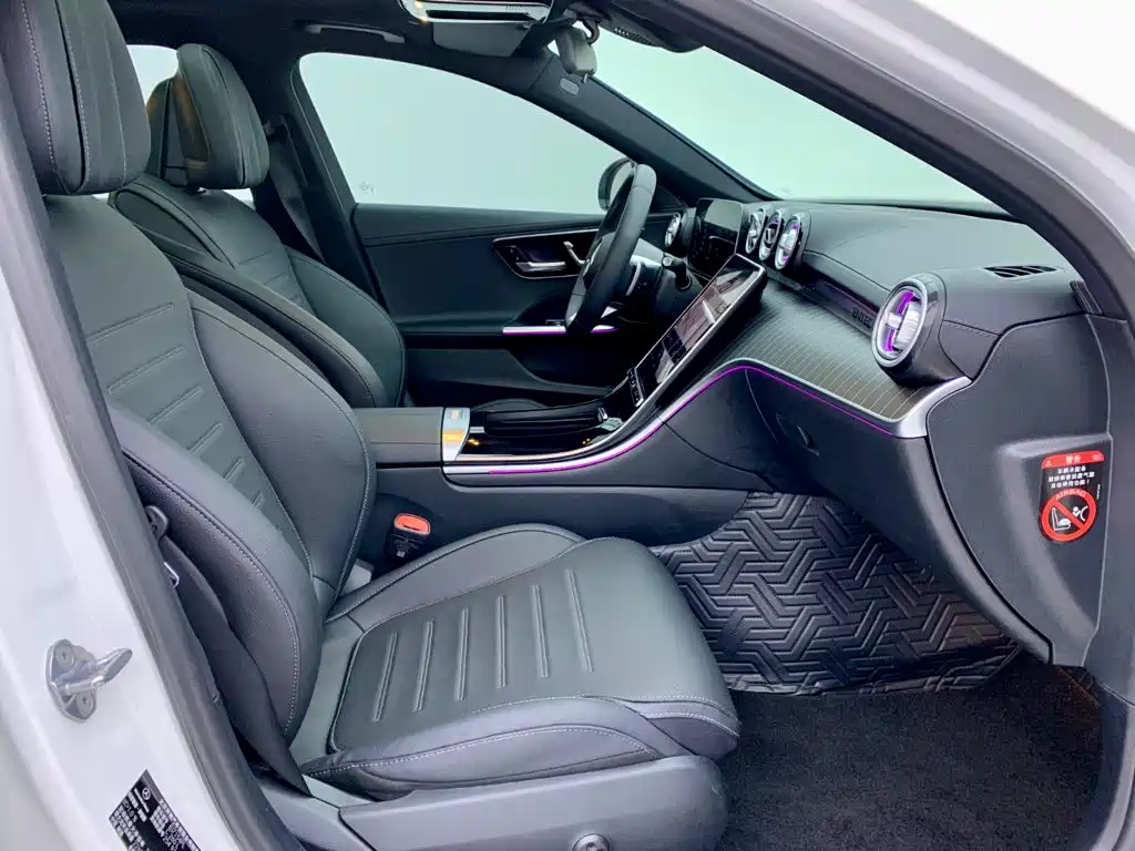 Mercedes-Benz C-Class 2023 — фото 13