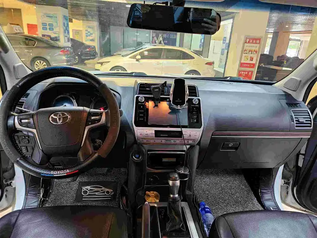 Toyota Prado 2018