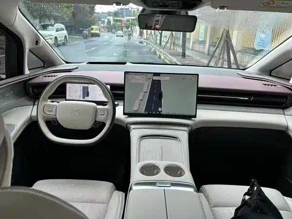 XPeng X9 2026