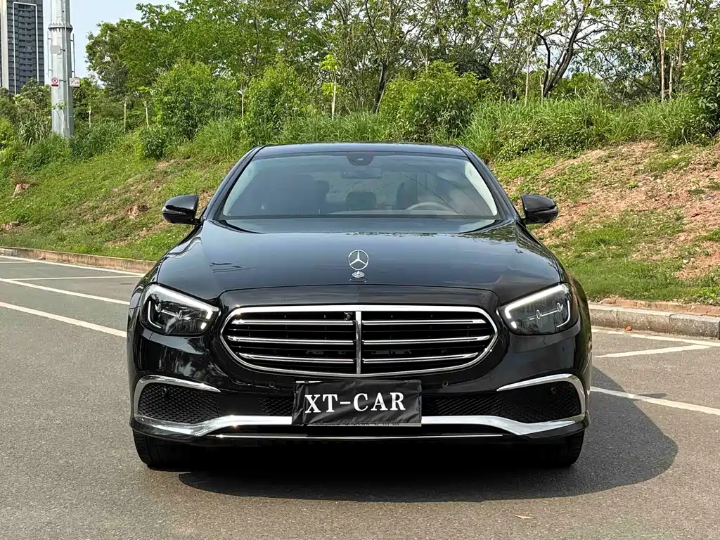 Mercedes-Benz E-Class 2023