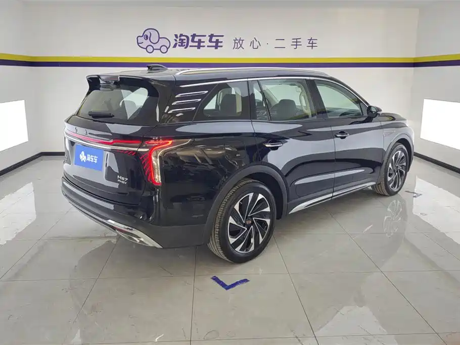 Hongqi HS7 PHEV 2024 — фото 3