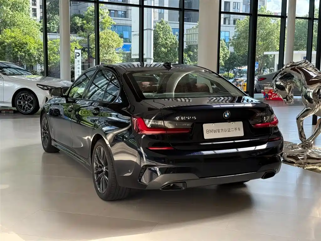 BMW 3 Series 2022